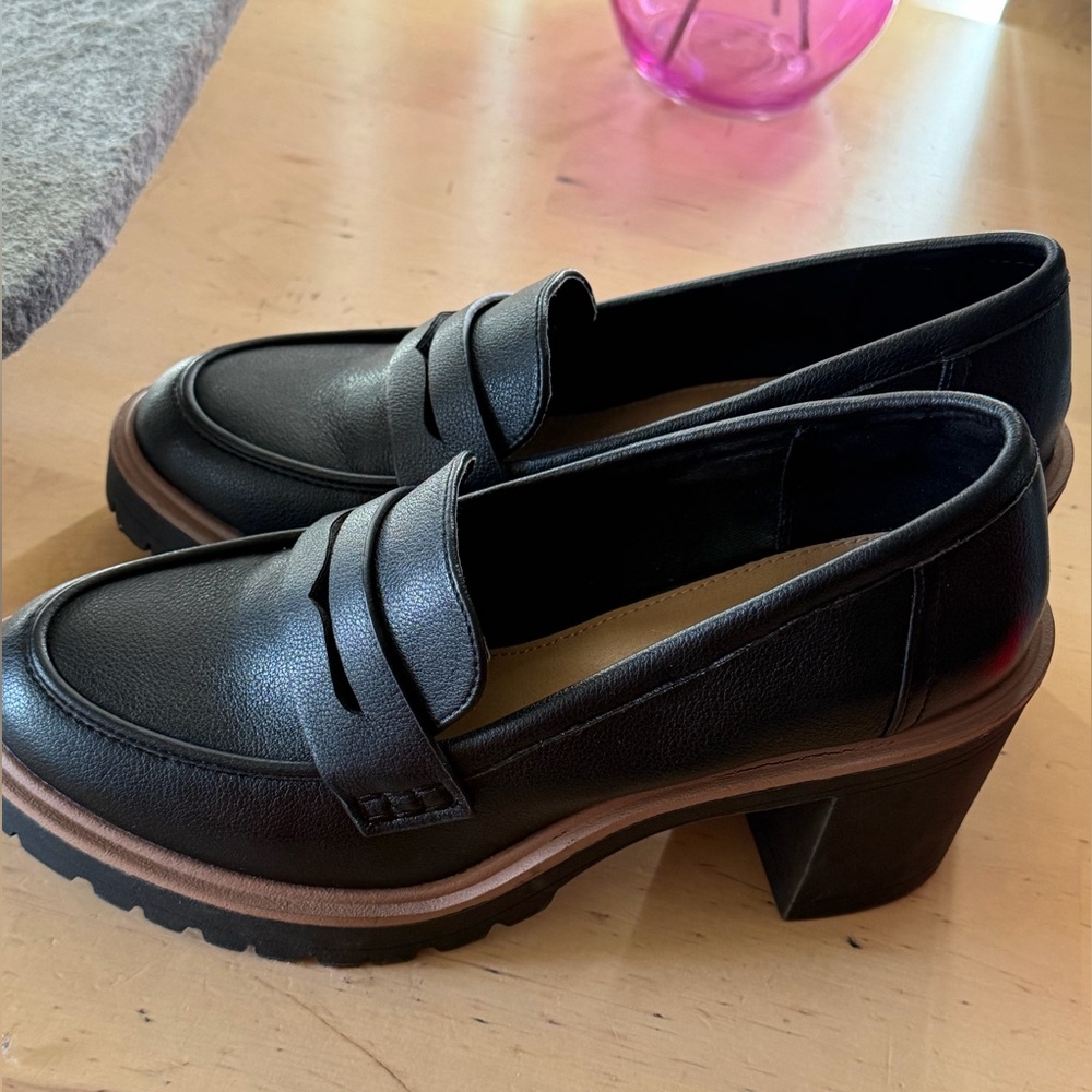 Dolce Vita Black Platform Penny Loafers Lug Sole Block Heel Size 9.5